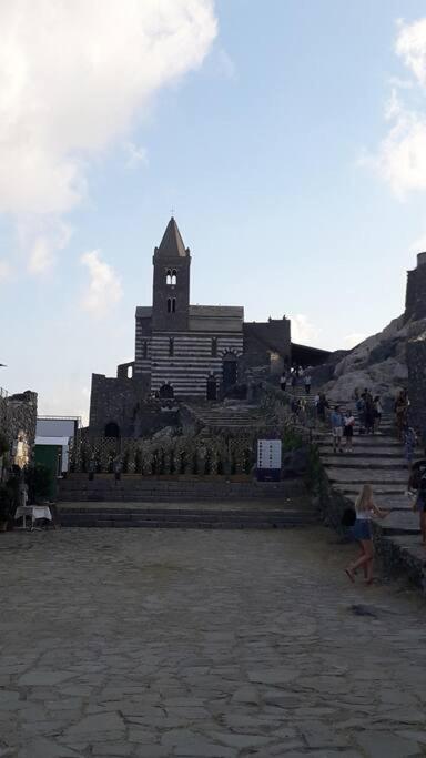 Casa Vacanze La Cicala Pontremoli Esterno foto