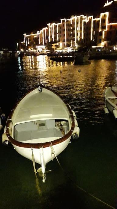 Casa Vacanze La Cicala Pontremoli Esterno foto