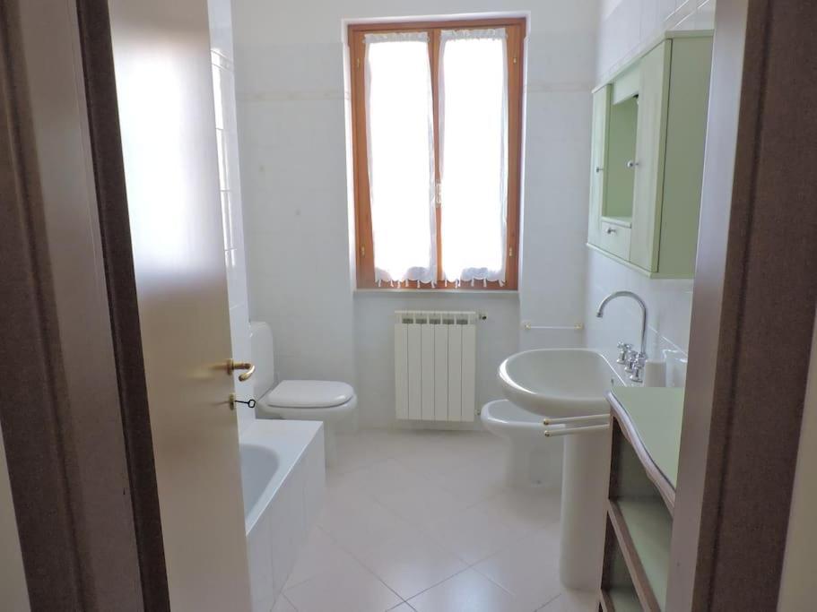 Casa Vacanze La Cicala Pontremoli Esterno foto