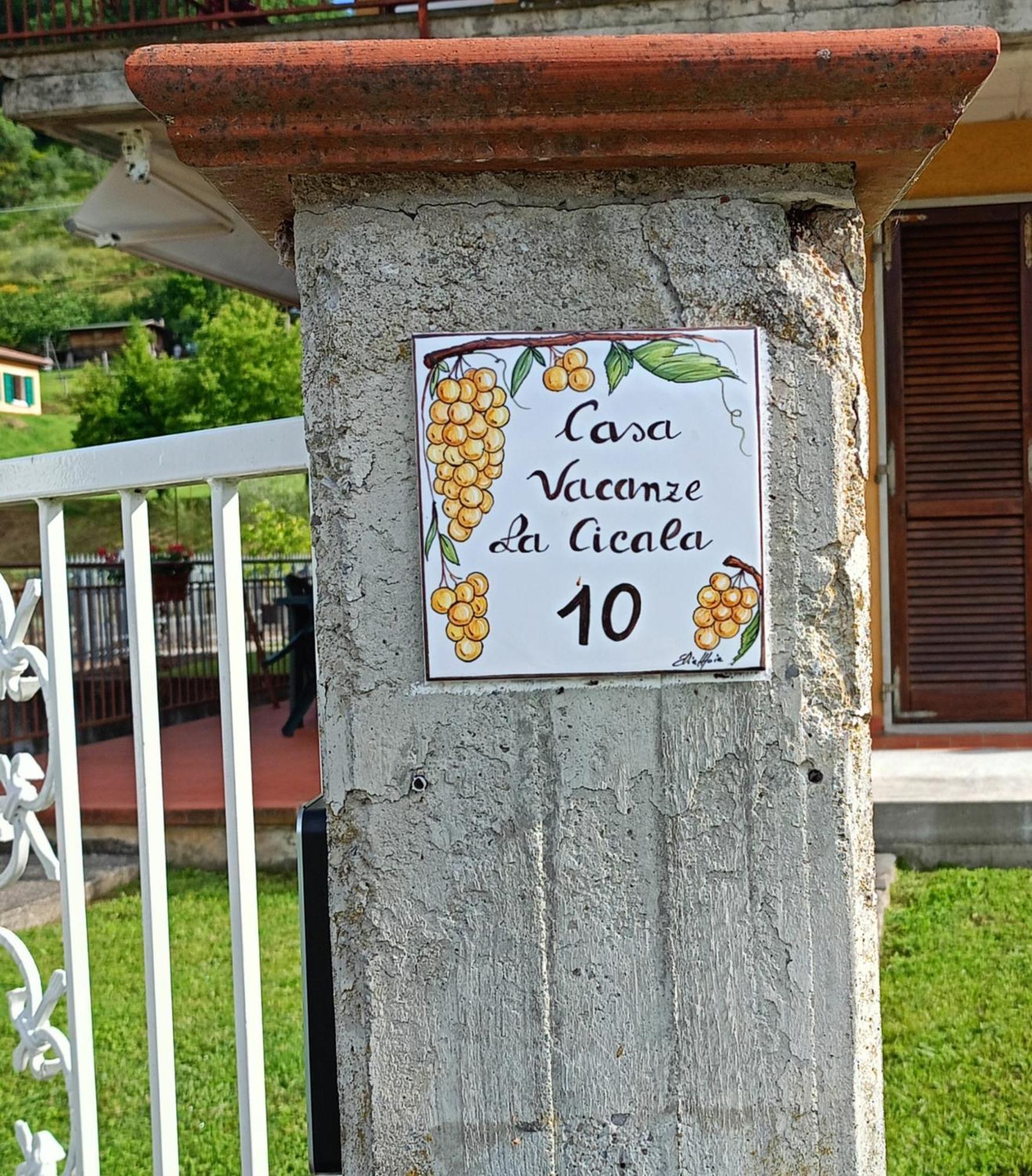 Casa Vacanze La Cicala Pontremoli Esterno foto